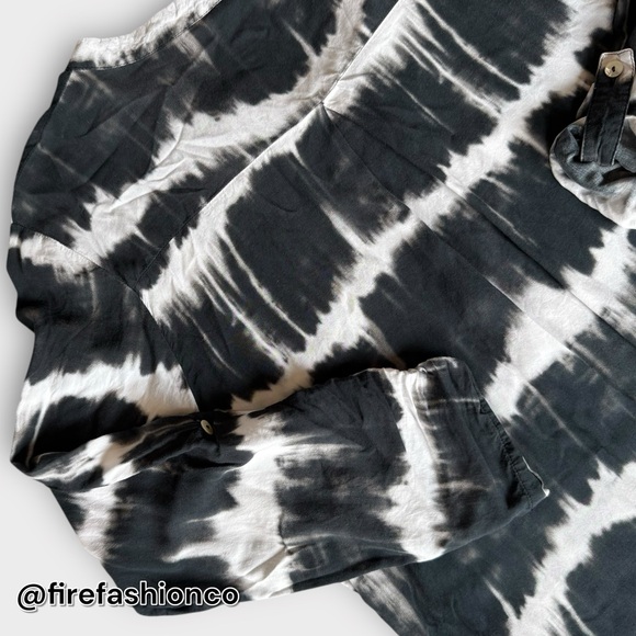 Monochrome Tie-Dye Long Sleeve Top - Picture 4 of 7